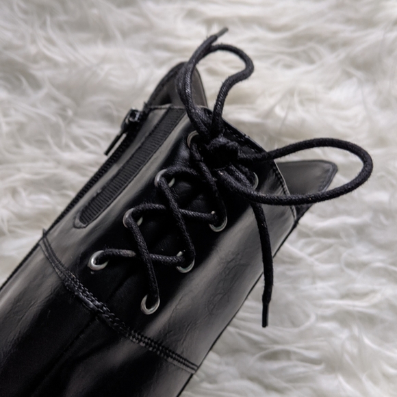 Long Black Boots with Laced Back - Picture 6 of 8